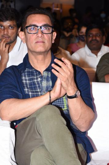 aamir-khan-stills-16.jpg