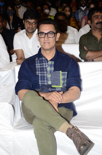 aamir-khan-stills-5.jpg