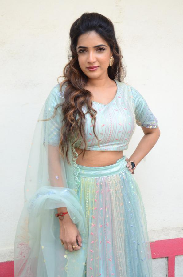 aayeshi-patel-interview-13.jpg