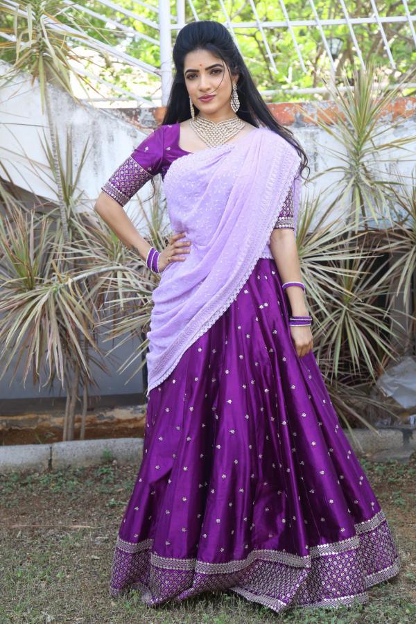 aayushi-patel-stills-9.jpg