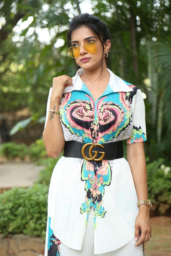 aayushi-patell-stills-14.jpg