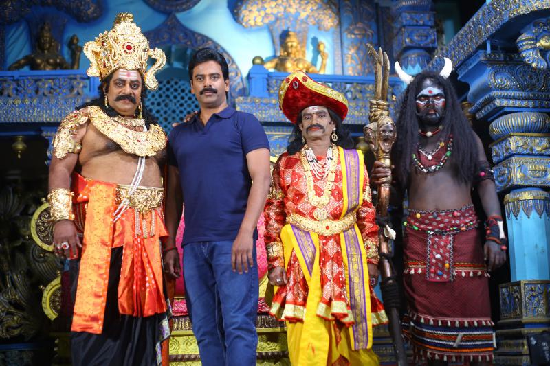 abhimani-movie-working-stills-6.jpg