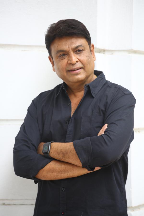 actor-naresh-interview-3.jpg