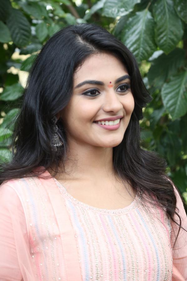 Actress Nayan Sarika Stills