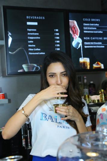 actress-neha-shetty-launches-dumont-coffee-meets-ice-creamery-store-in-kompally-16.jpg