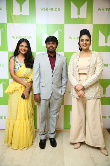 actress-sreemukhi-inaugurates-whipride-taxi-services-3.jpg