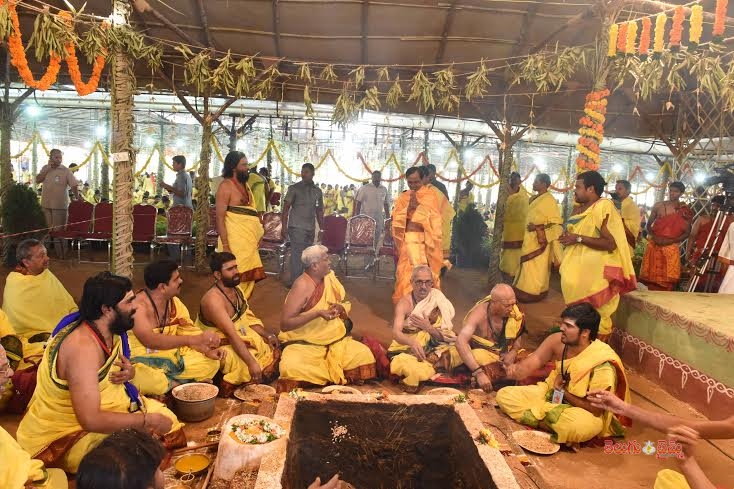 Ayutha Chandi Yagam Fifth Day