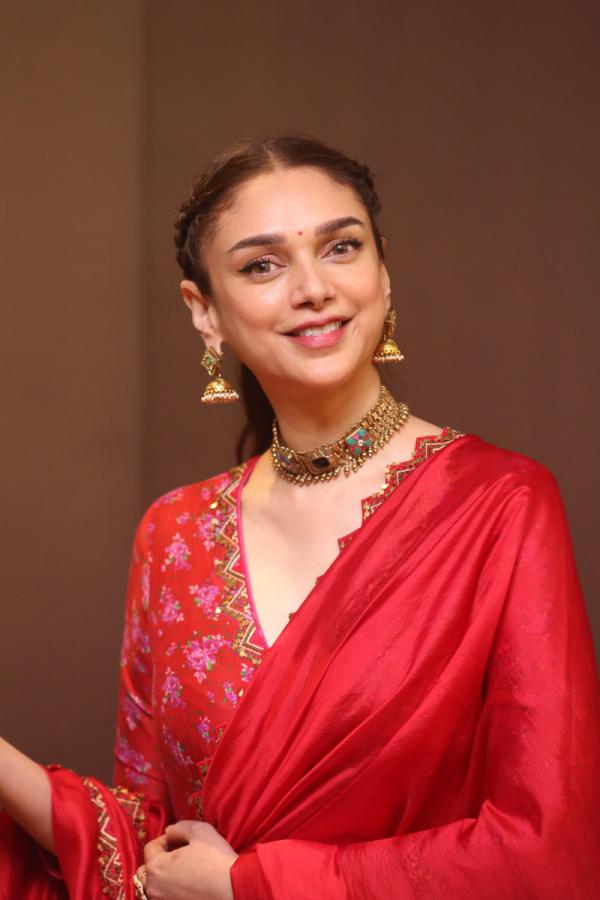 aditi-rao-hydari-interview-17.jpg