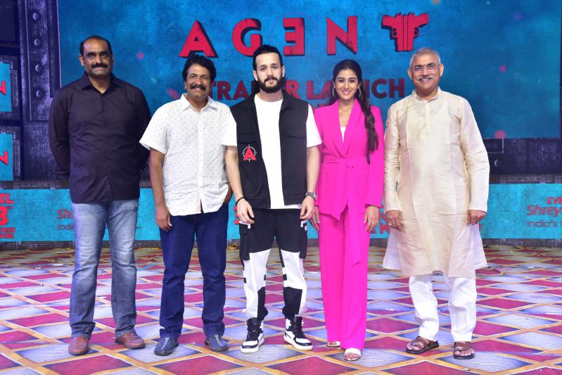 agent-theatrical-trailer-launch-in-kakinada-3.jpg