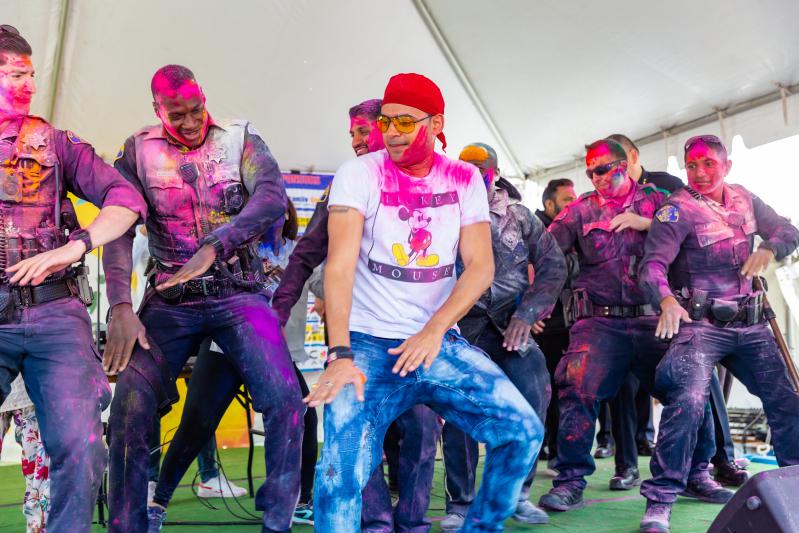 aia-holi-celebrations-in-california-4.jpg