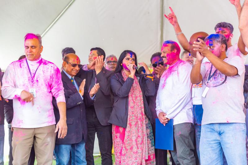 aia-holi-celebrations-in-california-6.jpg