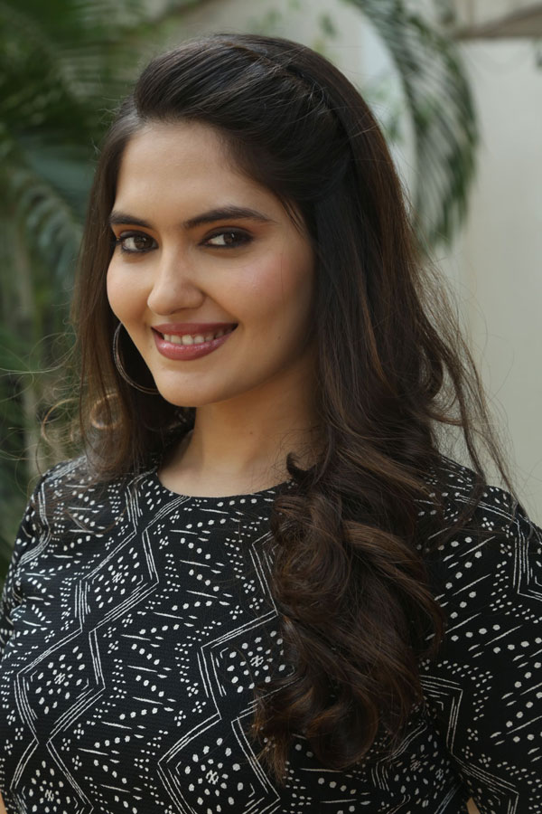 aira-stills-14.jpg