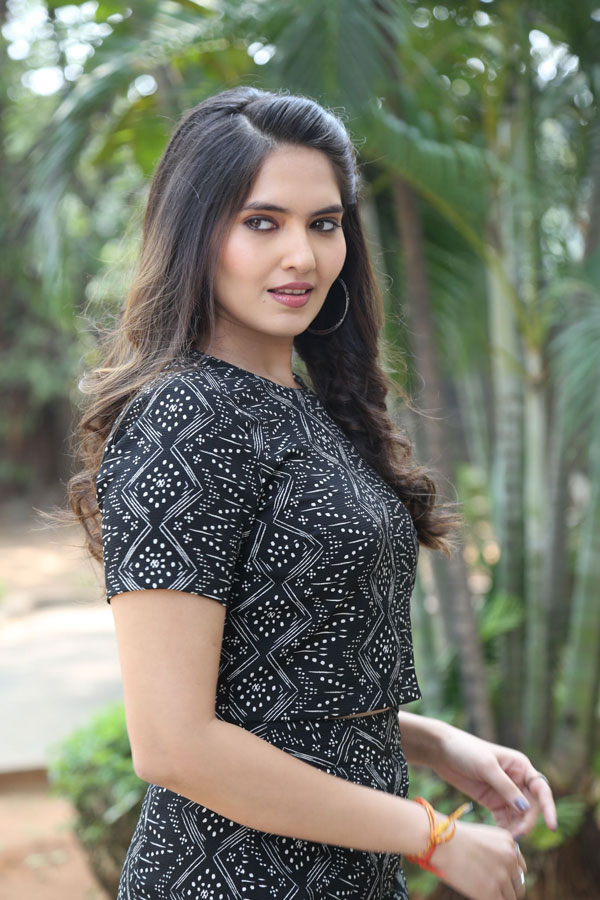 aira-stills-5.jpg
