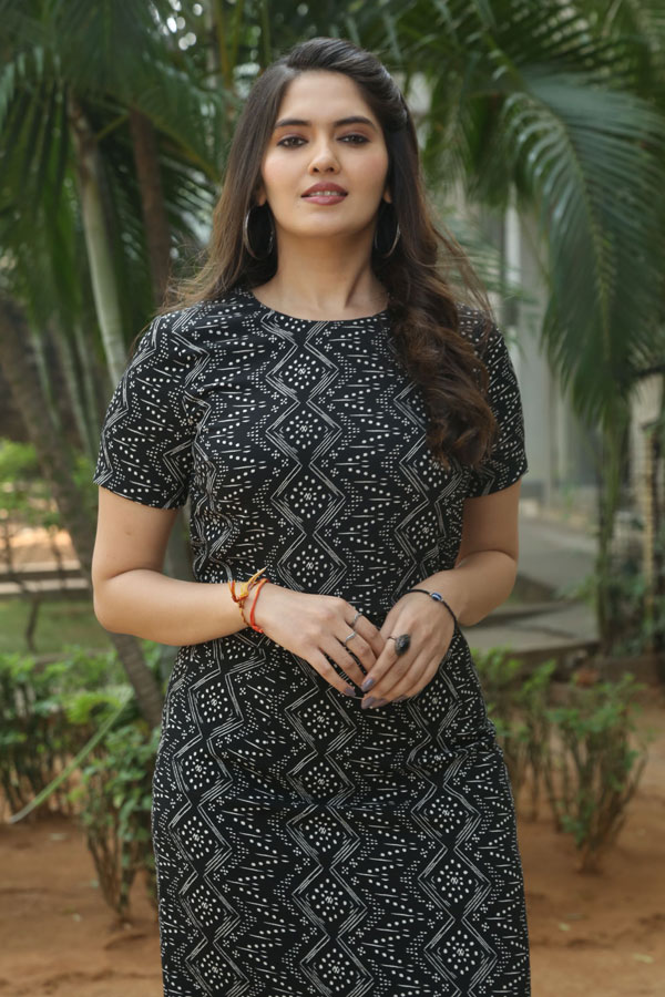 aira-stills-7.jpg