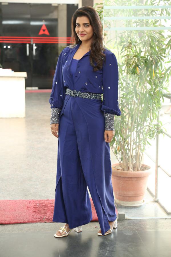 aishwarya-rajesh-stills-2-14.jpg