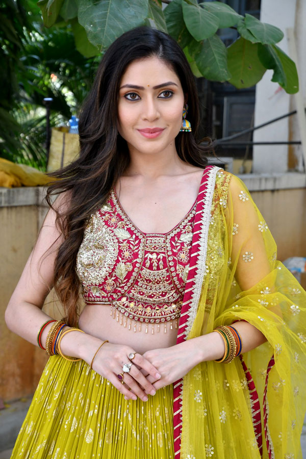 aiswarya-raj-stills-14.jpg