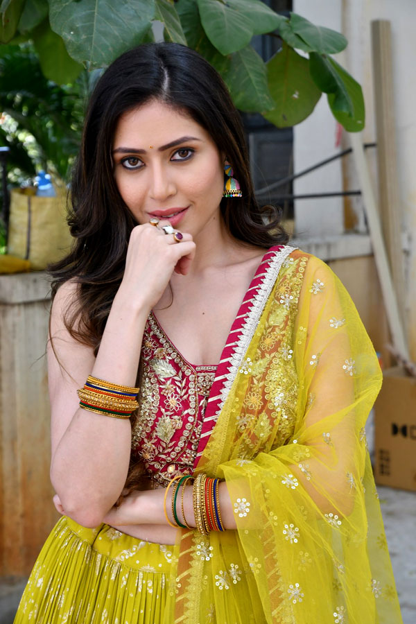 aiswarya-raj-stills-16.jpg