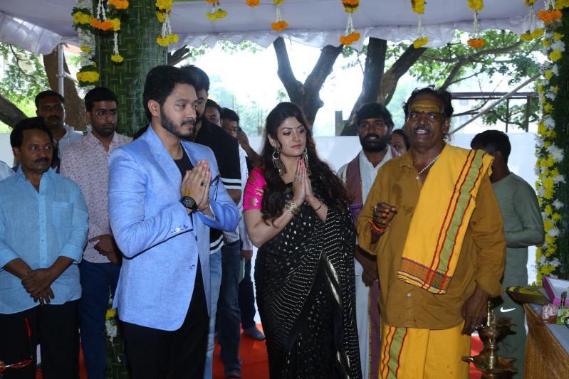 ajagartha-movie-opening-5.jpg