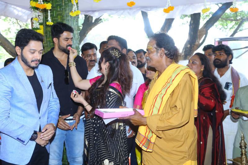 ajagartha-movie-opening-7.jpg