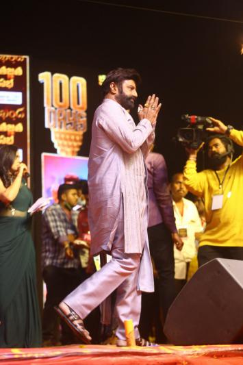 akhanda-100-days-kruthagnatha-sabha-1-18.jpg