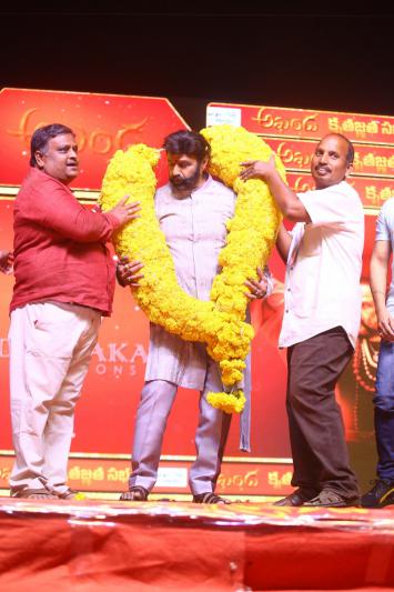 akhanda-100-days-kruthagnatha-sabha-1-19.jpg