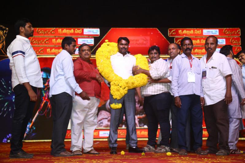 akhanda-100-days-kruthagnatha-sabha-2-14.jpg