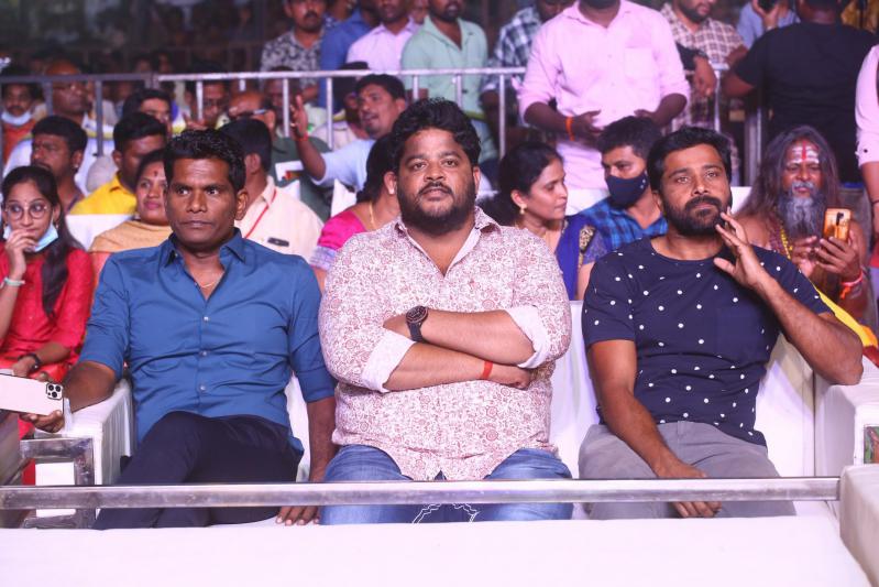 akhanda-100-days-kruthagnatha-sabha-2-4.jpg