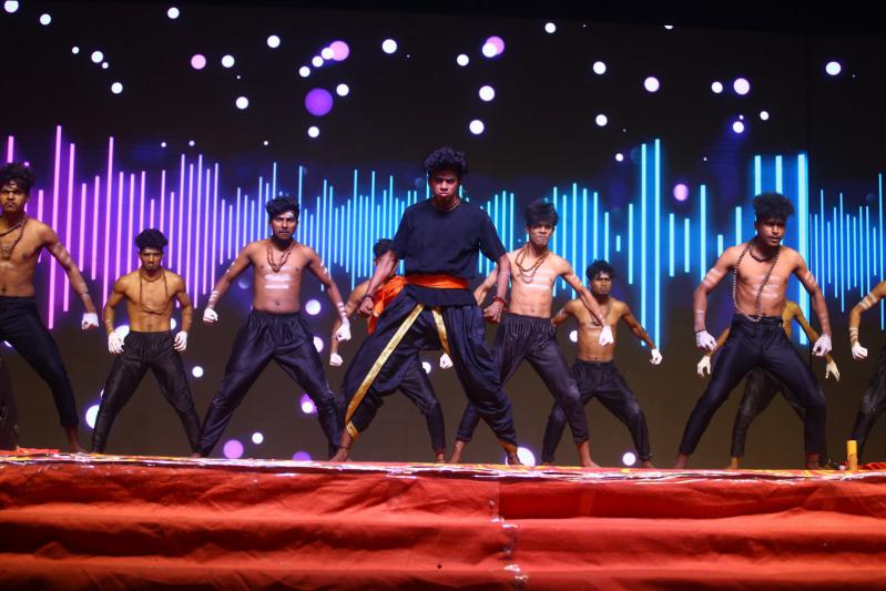 akhanda-100-days-kruthagnatha-sabha-2-8.jpg