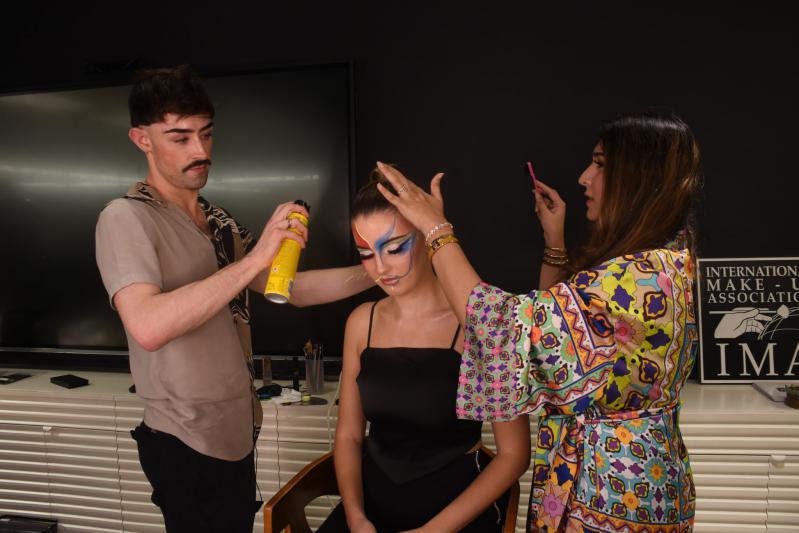 aliya-baig-academy-of-makeup-appoints-makeup-artist-mr-james-mac-inerney-2.jpg
