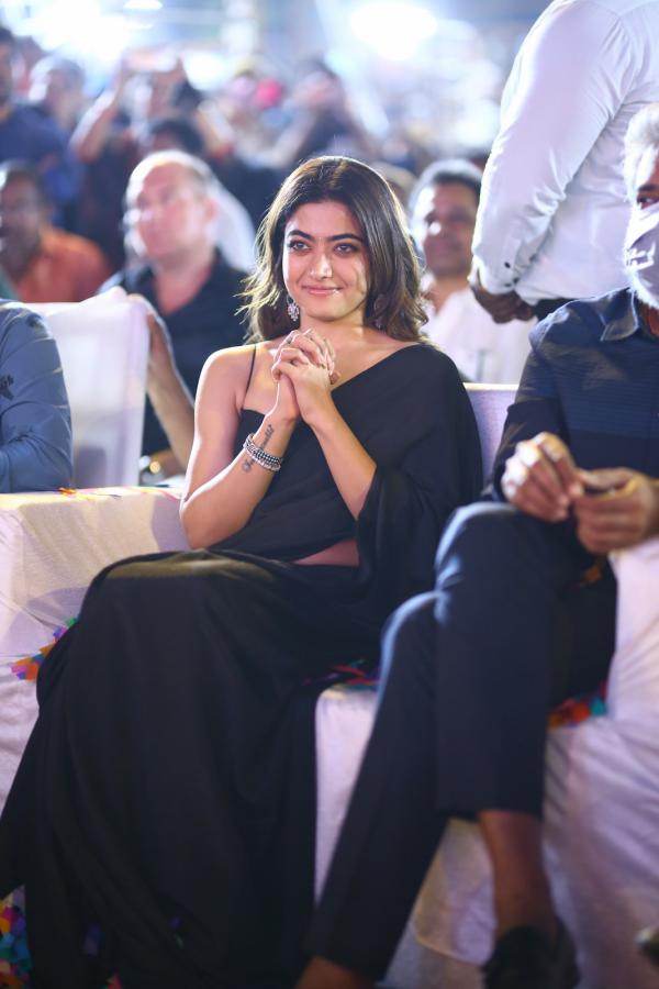 allu-arjun-stills-2-5.jpg