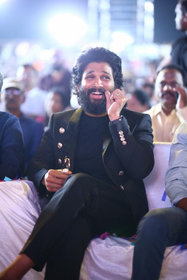allu-arjun-stills-2-6.jpg