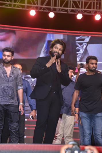 allu-arjun-stills-3-19.jpg