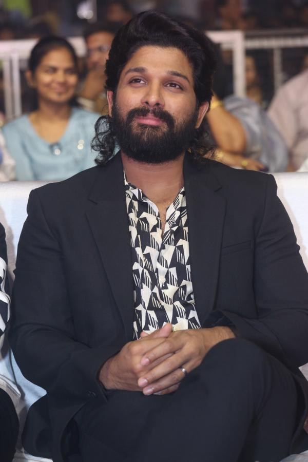 allu-arjun-stills-4-6.jpg
