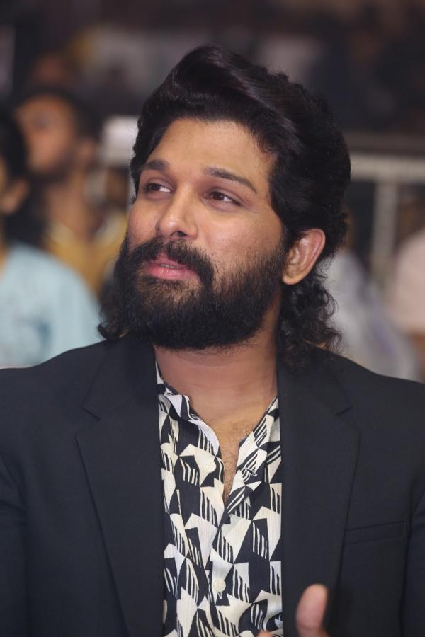 allu-arjun-stills-4-7.jpg