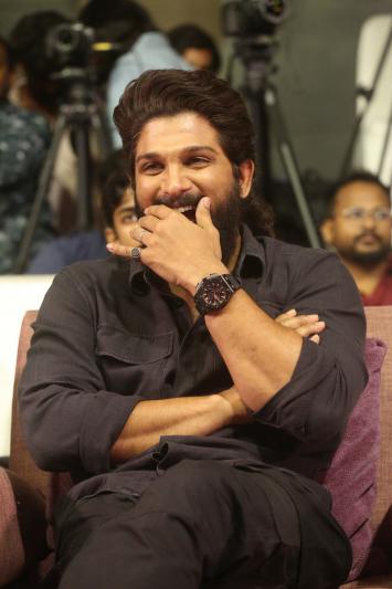 allu-arjun-stills-5-9.jpg