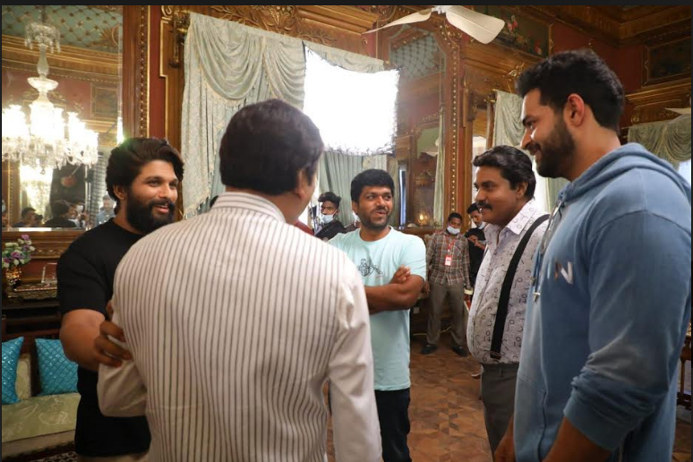 allu-arjun-visits-on-the-sets-of-f3-3.jpg