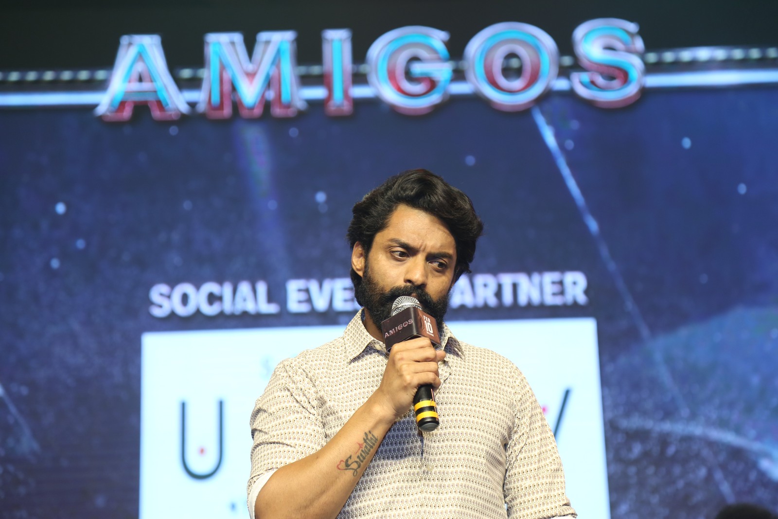 amigos-movie-pre-release-11.jpg