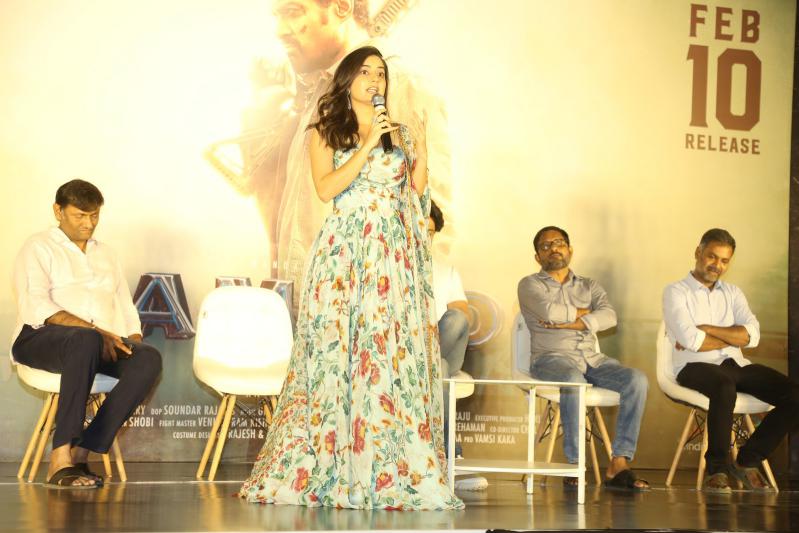 amigos-press-meet-stills-12.jpg