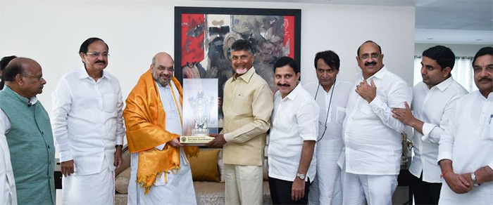 Amit Shah Chandrababu Naidu meet over lunch