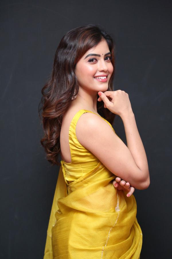 amrutha-iyer-stills-13.jpg