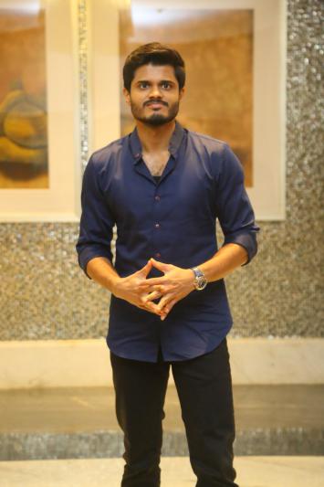 anand-deverakonda-stills-5.jpg
