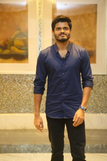 anand-deverakonda-stills-6.jpg