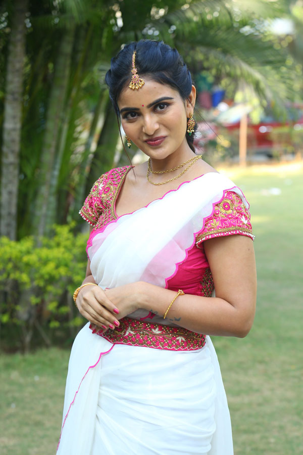 ananya-nagalla-stills-4-10.jpg