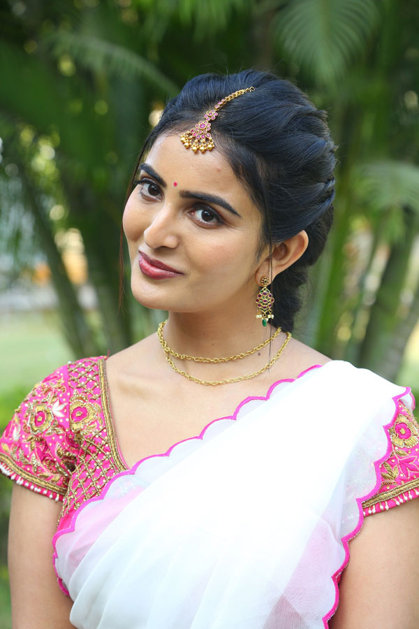 ananya-nagalla-stills-4-13.jpg