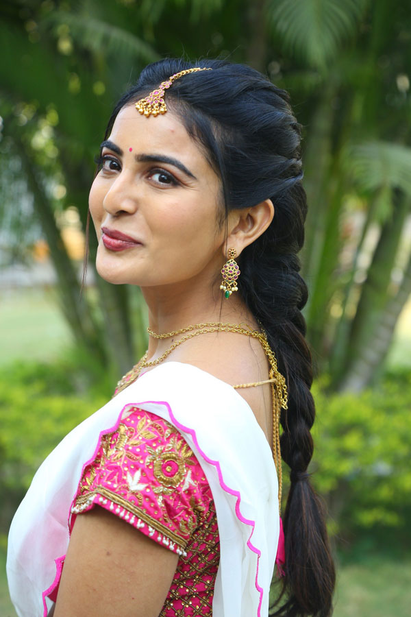 ananya-nagalla-stills-4-14.jpg