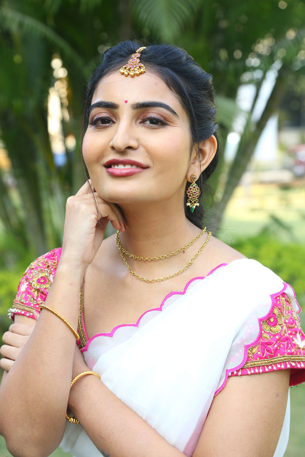 ananya-nagalla-stills-4-2.jpg