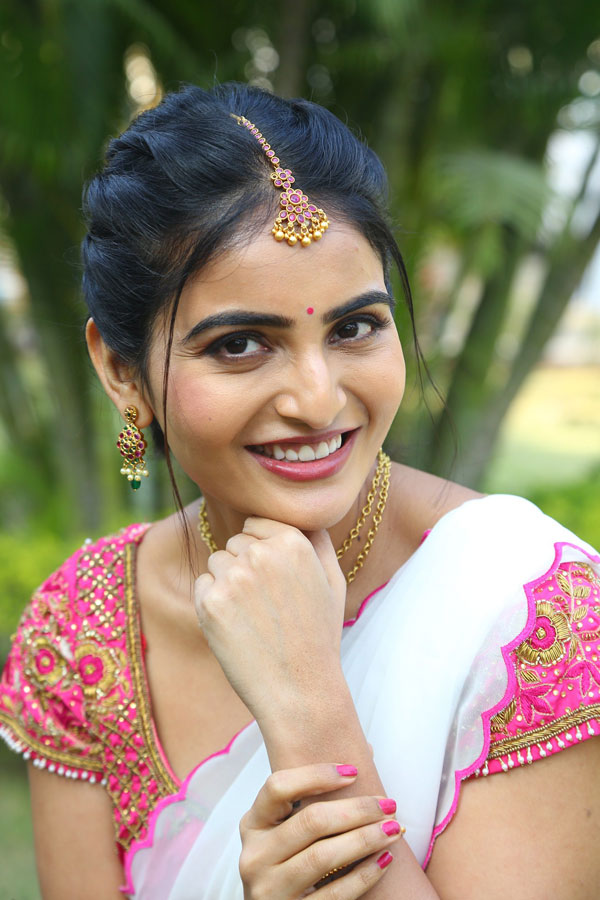 ananya-nagalla-stills-4-5.jpg