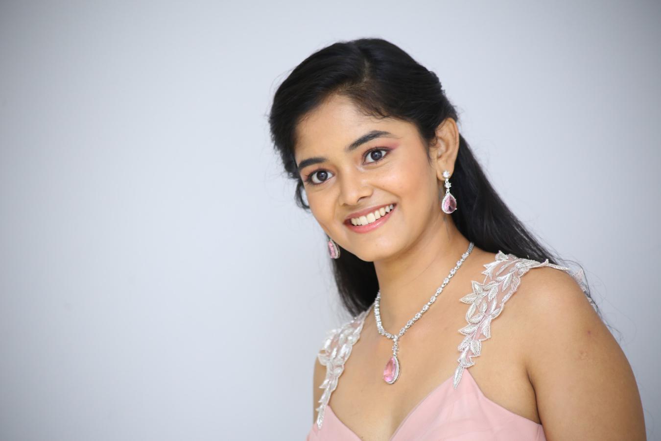 ananya-stills-20.jpg