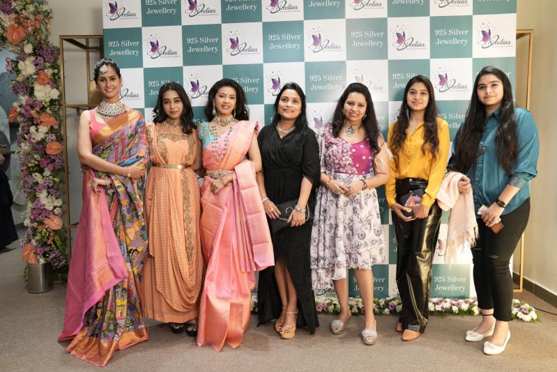 anasuya-bharadwaj-launch-neelias-exclusive-925-26.jpg