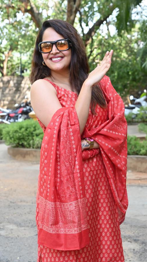 anasuya-bharadwaj-stills-12.jpg